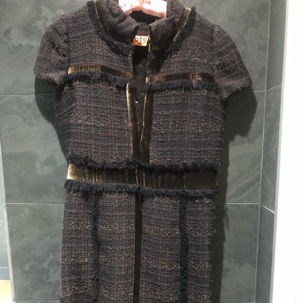 Tory Burch size 6 short sleeve dress